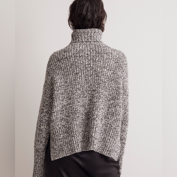 Madewell Wide Rib Turtleneck Sweater, Size Small in Cookies and Cream. - Picture 4 of 9